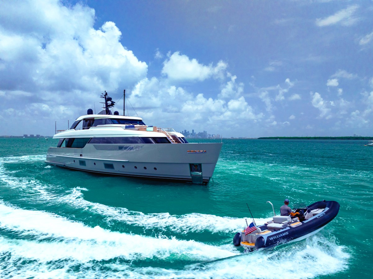 https://arconyachts.ams3.digitaloceanspaces.com/75303/conversions/large_4708574-optimize.jpg