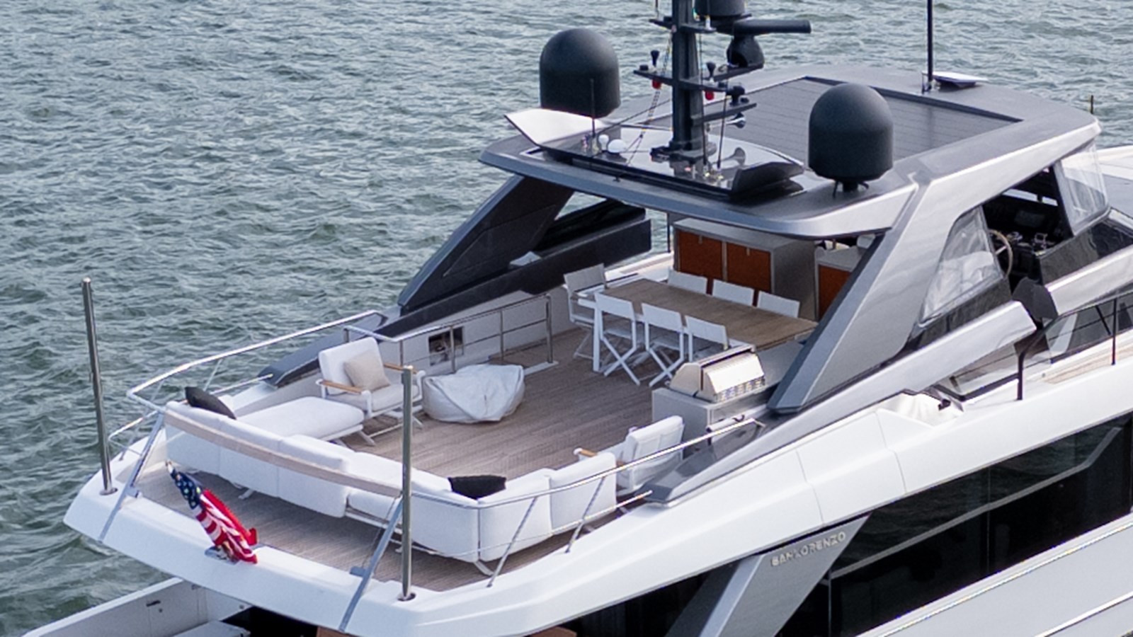 https://arconyachts.ams3.digitaloceanspaces.com/75341/conversions/large_4741193-optimize.jpg