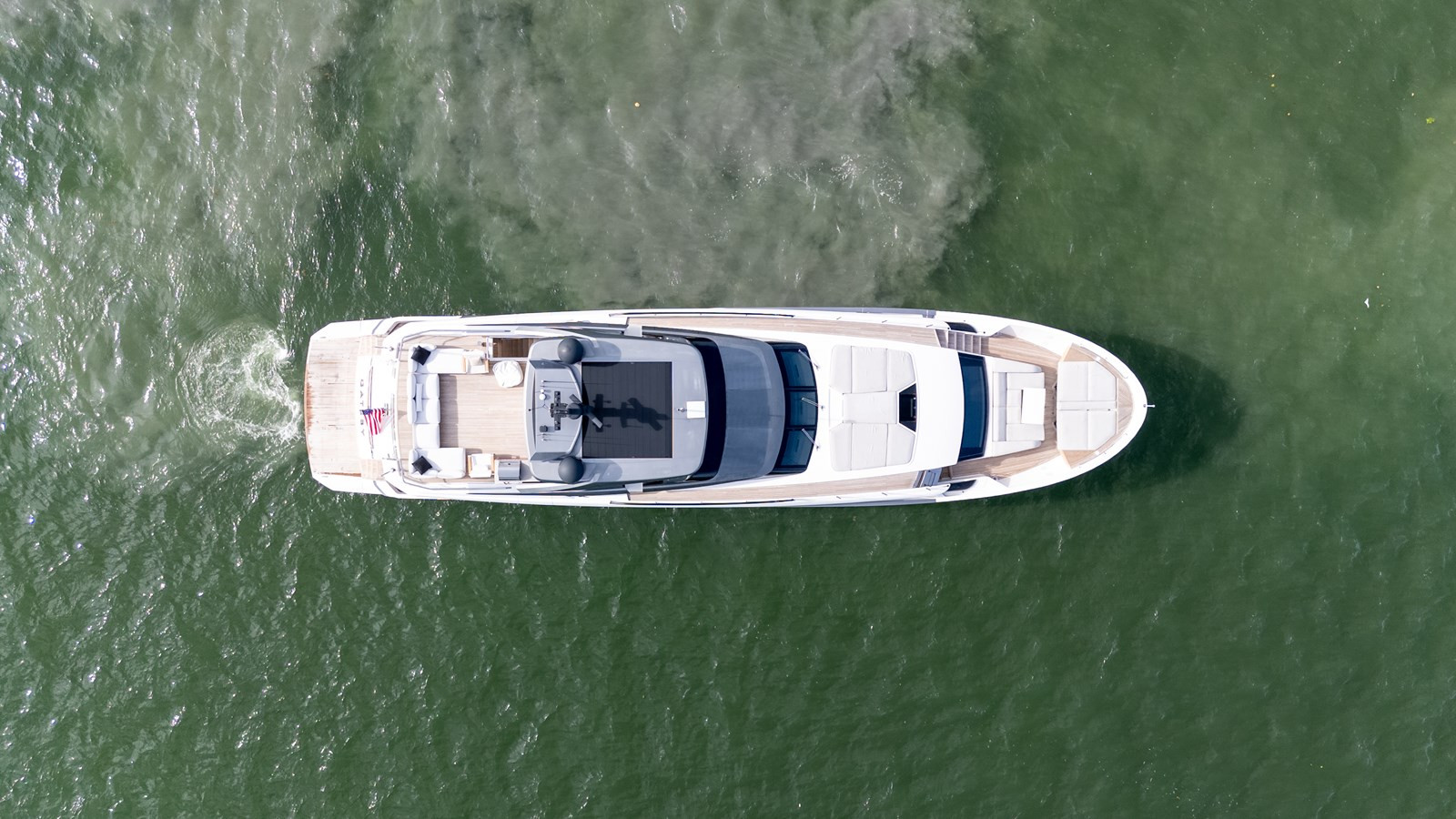 https://arconyachts.ams3.digitaloceanspaces.com/75353/conversions/large_4741197-optimize.jpg