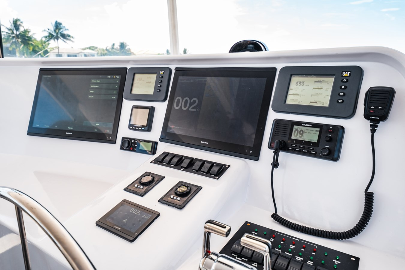 https://arconyachts.ams3.digitaloceanspaces.com/75486/conversions/large_4757371-optimize.jpg