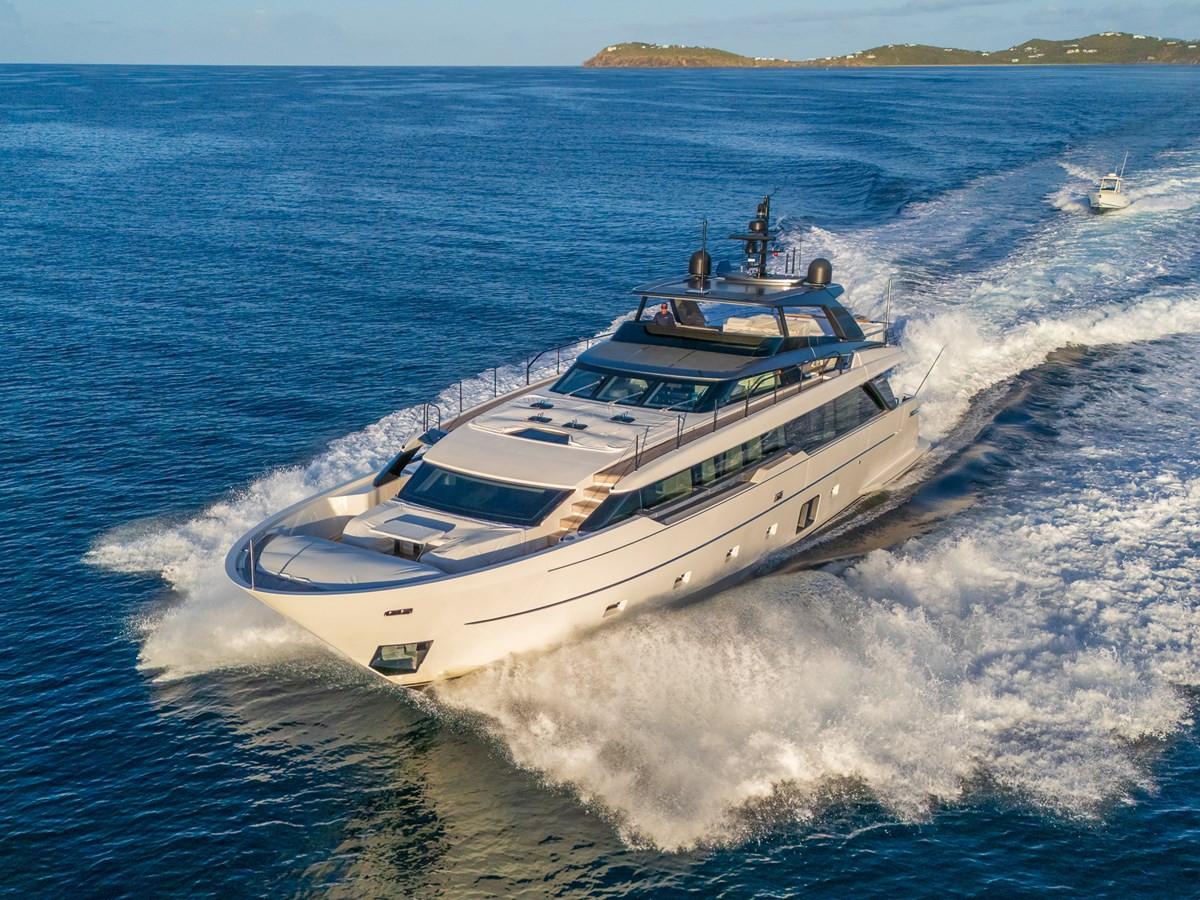 https://arconyachts.ams3.digitaloceanspaces.com/75519/conversions/large_4828407-optimize.jpg