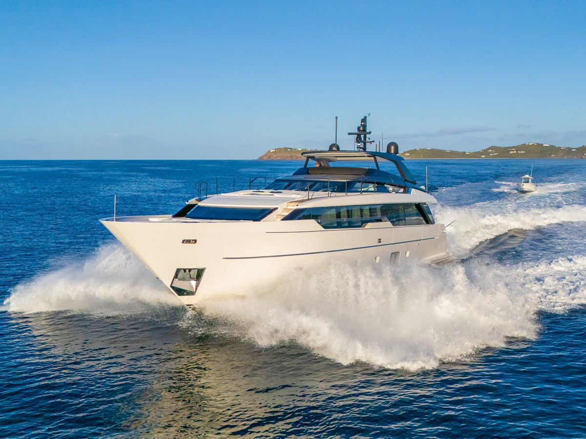 https://arconyachts.ams3.digitaloceanspaces.com/75522/conversions/large_4828408-optimize.jpg