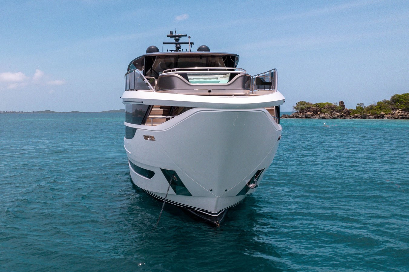https://arconyachts.ams3.digitaloceanspaces.com/75656/conversions/large_3816903-optimize.jpg