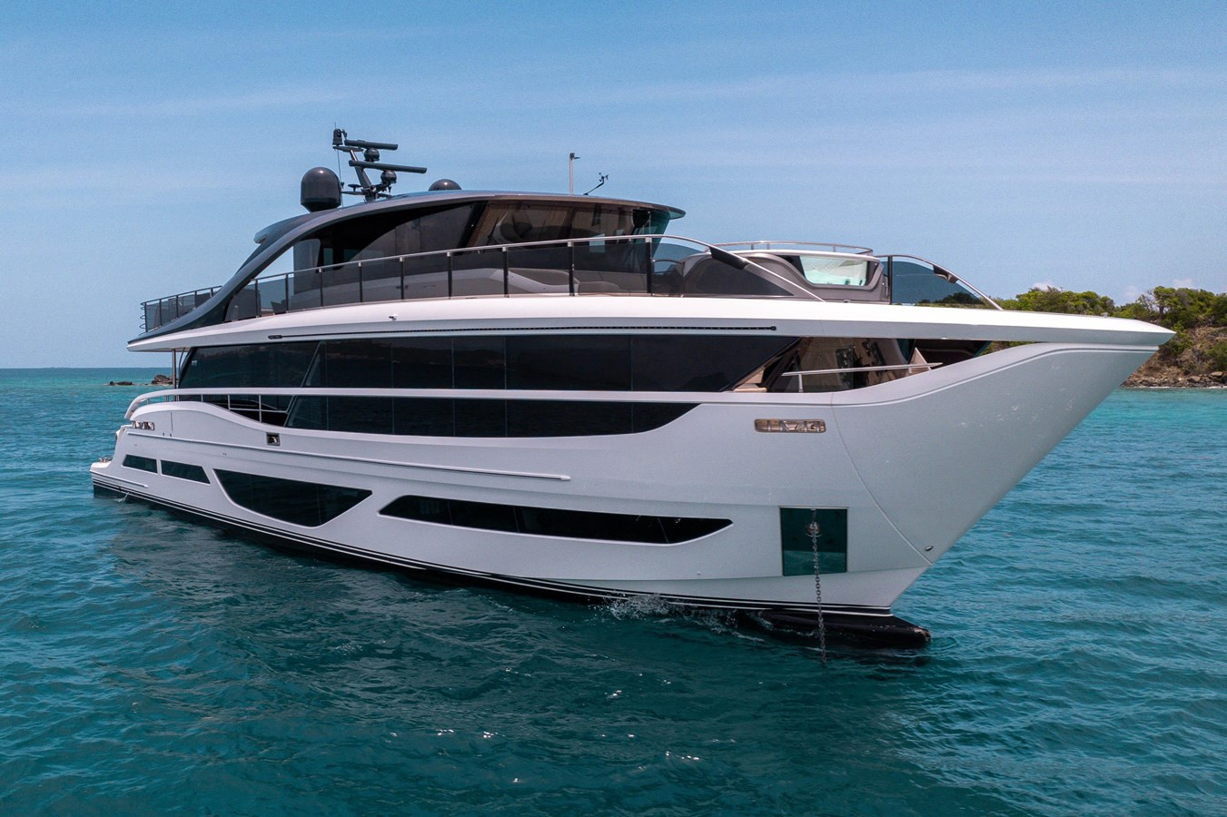 https://arconyachts.ams3.digitaloceanspaces.com/75659/conversions/large_3816904-optimize.jpg