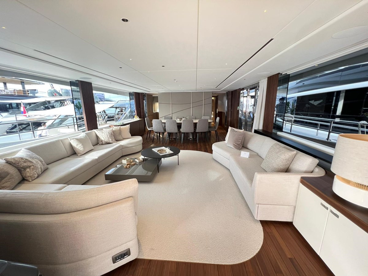 https://arconyachts.ams3.digitaloceanspaces.com/75707/conversions/large_4667982-optimize.jpg