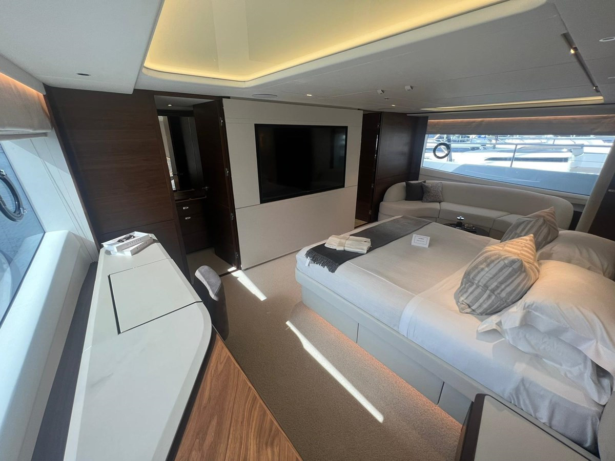 https://arconyachts.ams3.digitaloceanspaces.com/75787/conversions/large_4668011-optimize.jpg