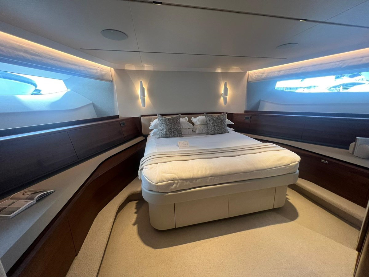 https://arconyachts.ams3.digitaloceanspaces.com/75796/conversions/large_4668014-optimize.jpg