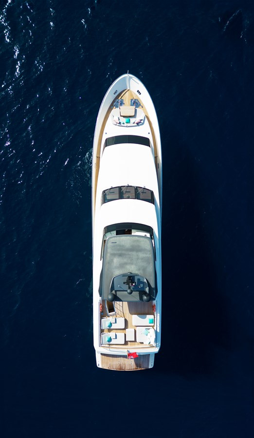 https://arconyachts.ams3.digitaloceanspaces.com/75820/conversions/large_4453581-optimize.jpg
