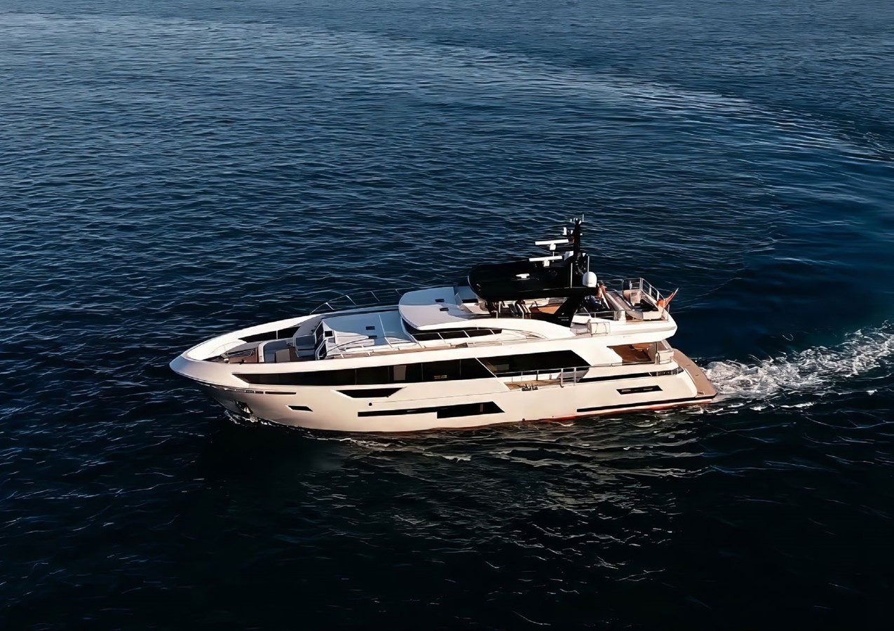 https://arconyachts.ams3.digitaloceanspaces.com/75973/conversions/large_4849199-optimize.jpg