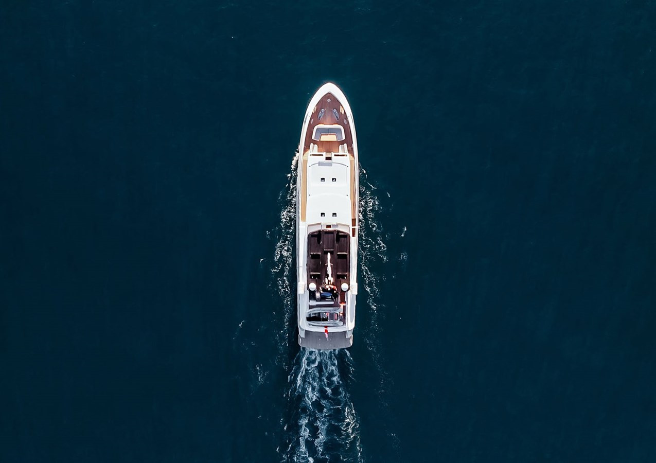 https://arconyachts.ams3.digitaloceanspaces.com/75976/conversions/large_4849200-optimize.jpg
