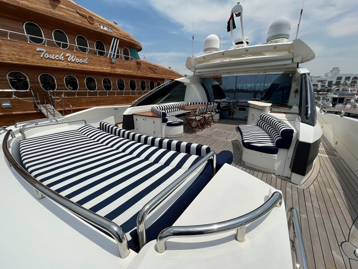 https://arconyachts.ams3.digitaloceanspaces.com/76288/conversions/large_4091773-optimize.jpg