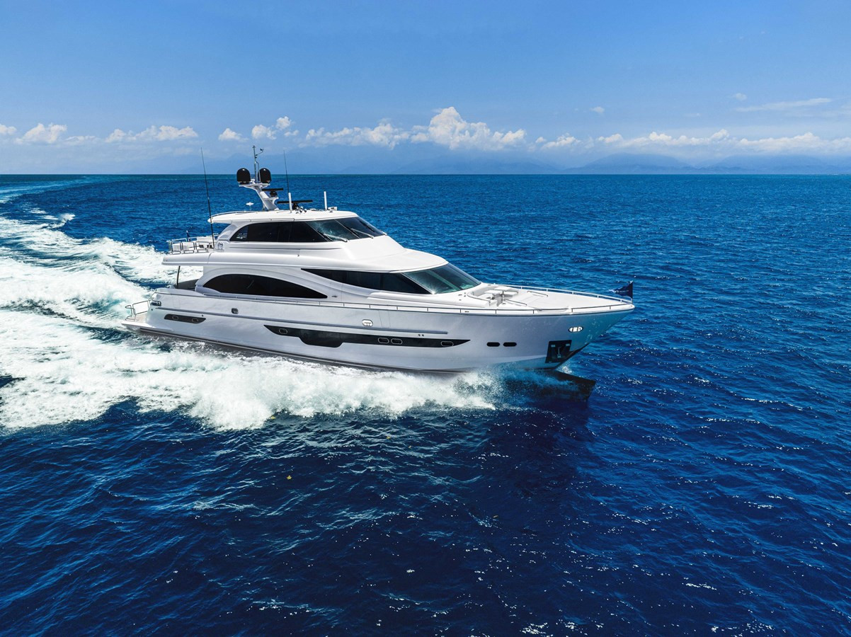 https://arconyachts.ams3.digitaloceanspaces.com/76348/conversions/large_4119191-optimize.jpg