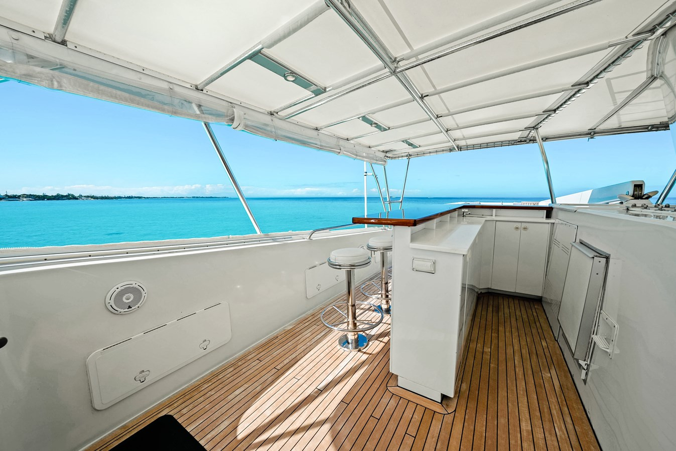https://arconyachts.ams3.digitaloceanspaces.com/76587/conversions/large_4572824-optimize.jpg