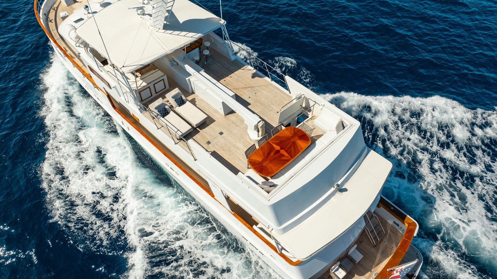 https://arconyachts.ams3.digitaloceanspaces.com/76602/conversions/large_4572831-optimize.jpg