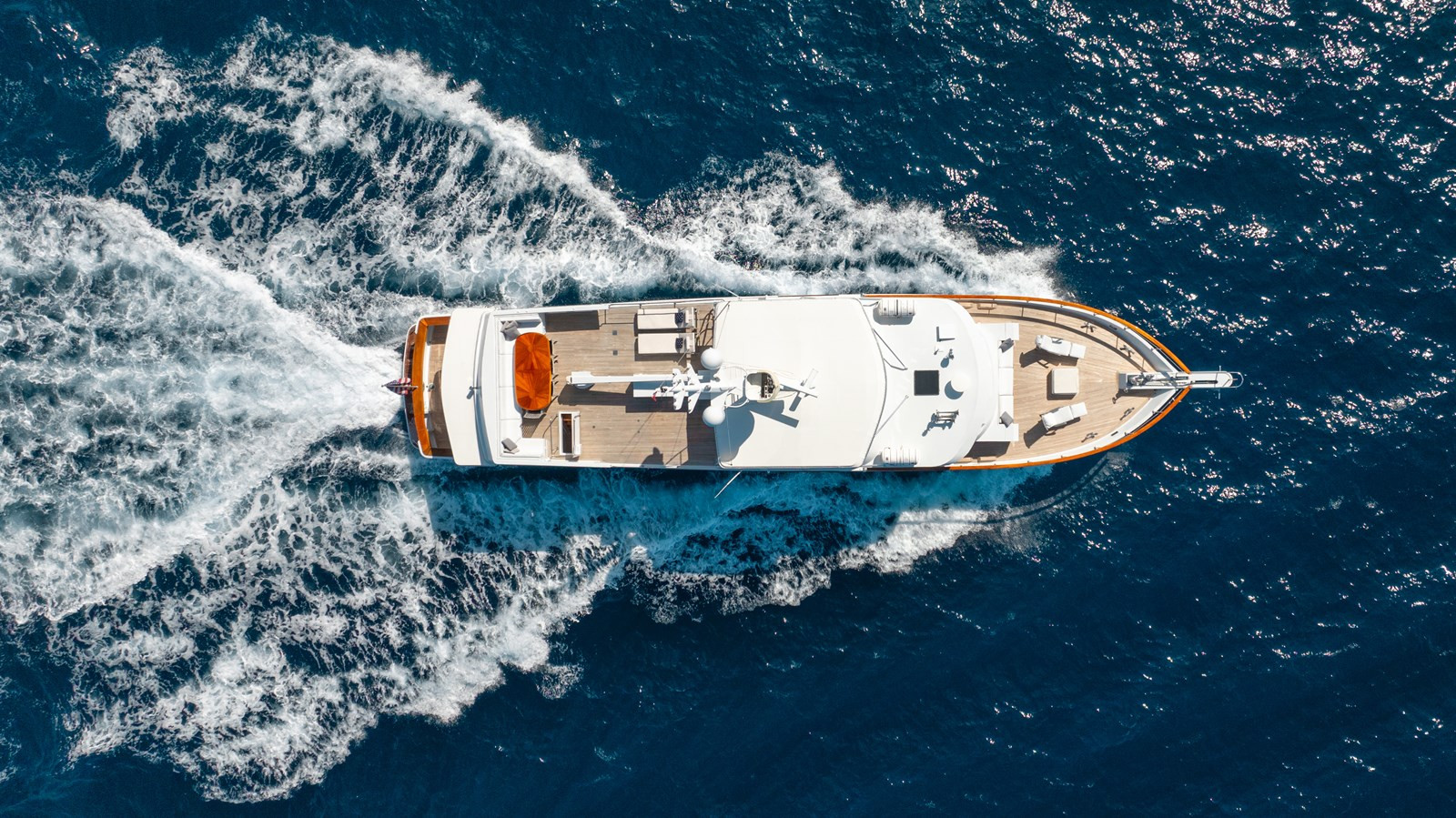 https://arconyachts.ams3.digitaloceanspaces.com/76603/conversions/large_4572833-optimize.jpg