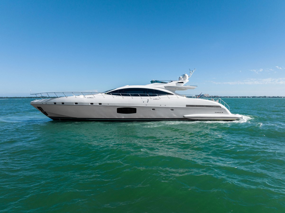 https://arconyachts.ams3.digitaloceanspaces.com/76884/conversions/large_4006864-optimize.jpg