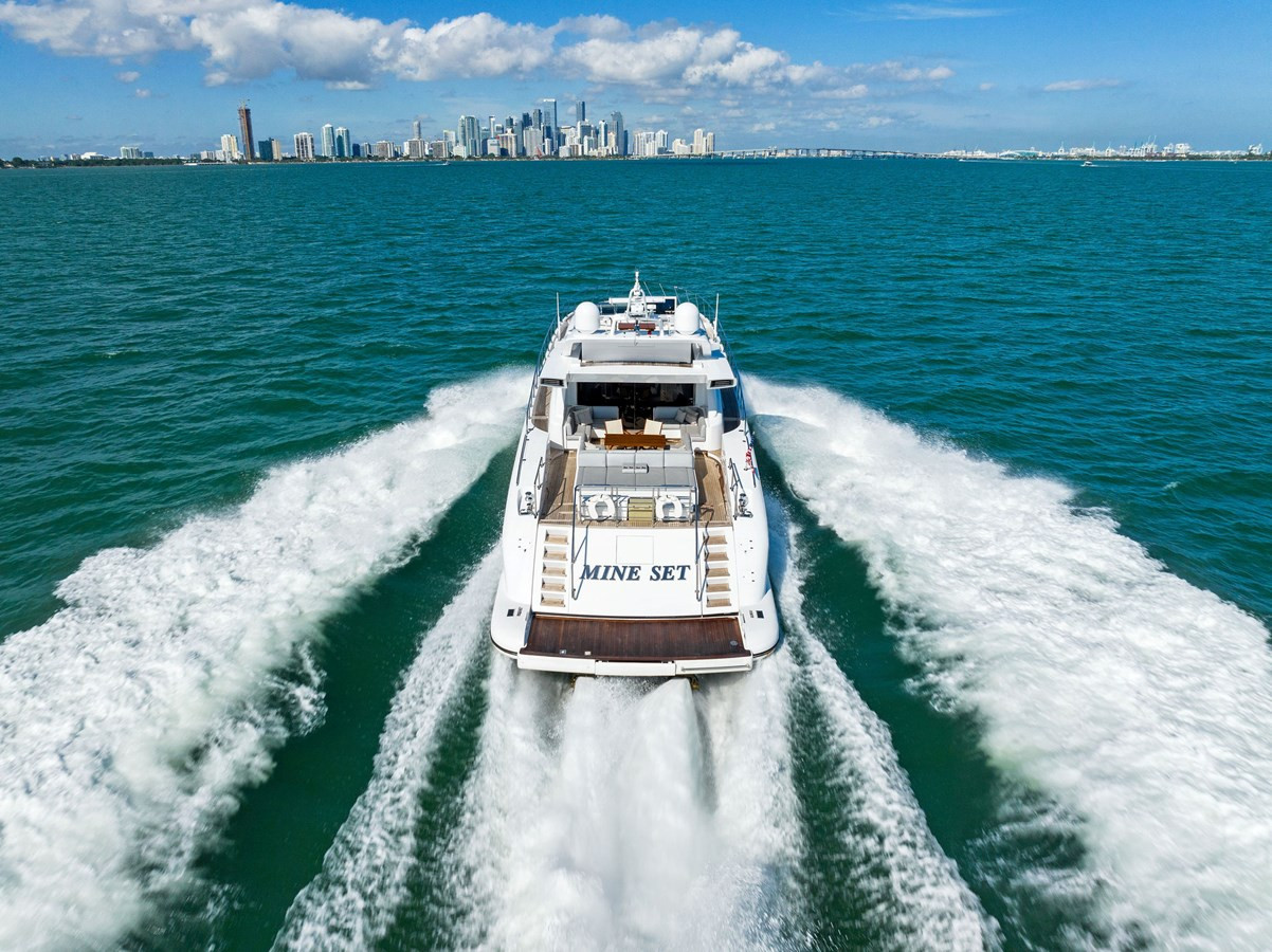 https://arconyachts.ams3.digitaloceanspaces.com/76890/conversions/large_4006866-optimize.jpg
