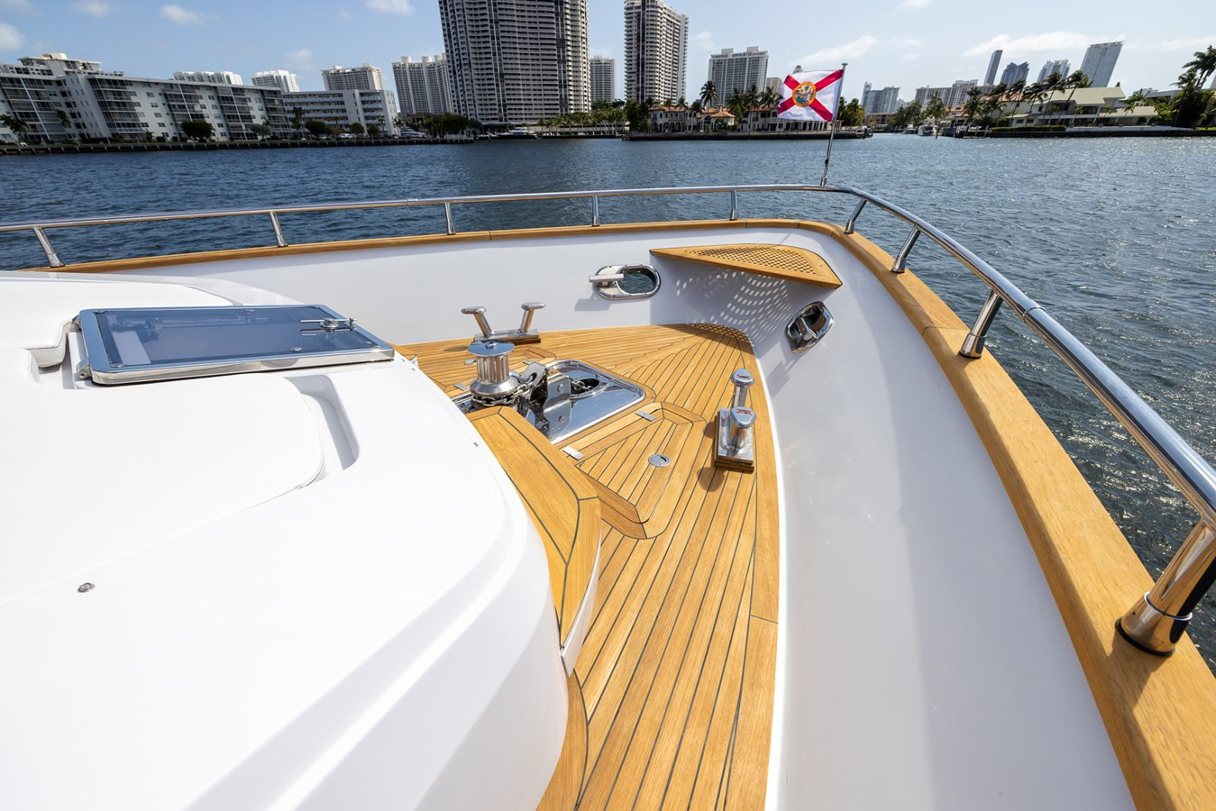 https://arconyachts.ams3.digitaloceanspaces.com/76927/conversions/large_4628873-optimize.jpg