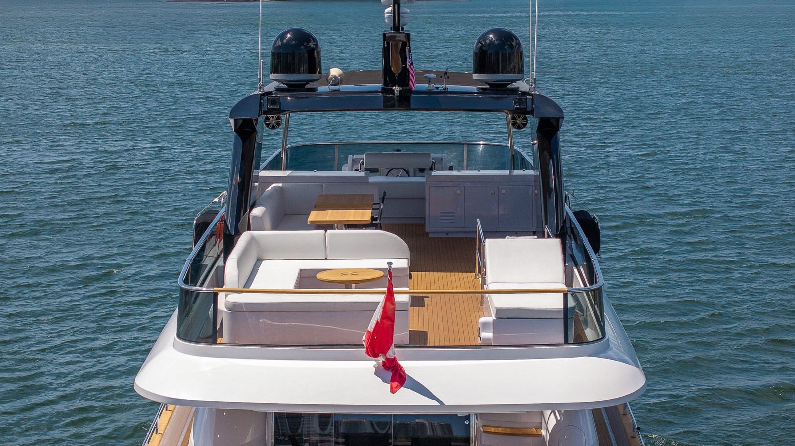 https://arconyachts.ams3.digitaloceanspaces.com/77035/conversions/large_4629268-optimize.jpg