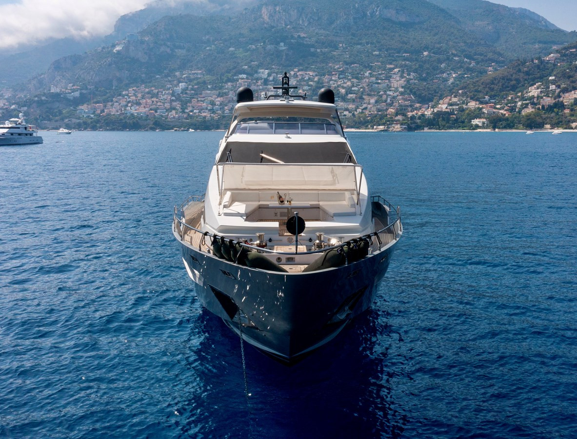 https://arconyachts.ams3.digitaloceanspaces.com/77191/conversions/large_4821426-optimize.jpg