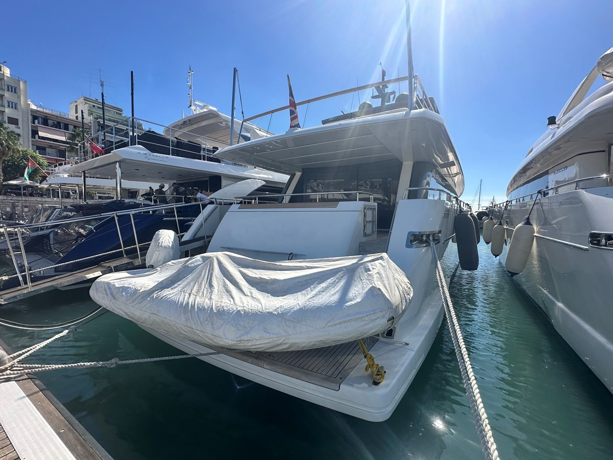 https://arconyachts.ams3.digitaloceanspaces.com/77258/conversions/large_4471347-optimize.jpg