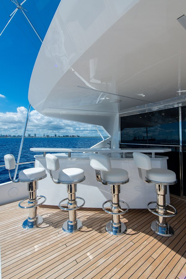 https://arconyachts.ams3.digitaloceanspaces.com/77542/conversions/large_4283865-optimize.jpg