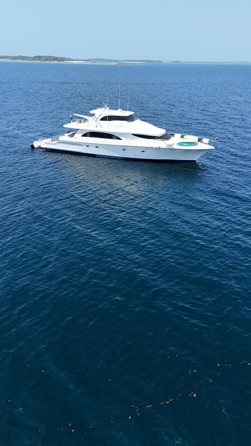 https://arconyachts.ams3.digitaloceanspaces.com/77685/conversions/large_4192901-optimize.jpg