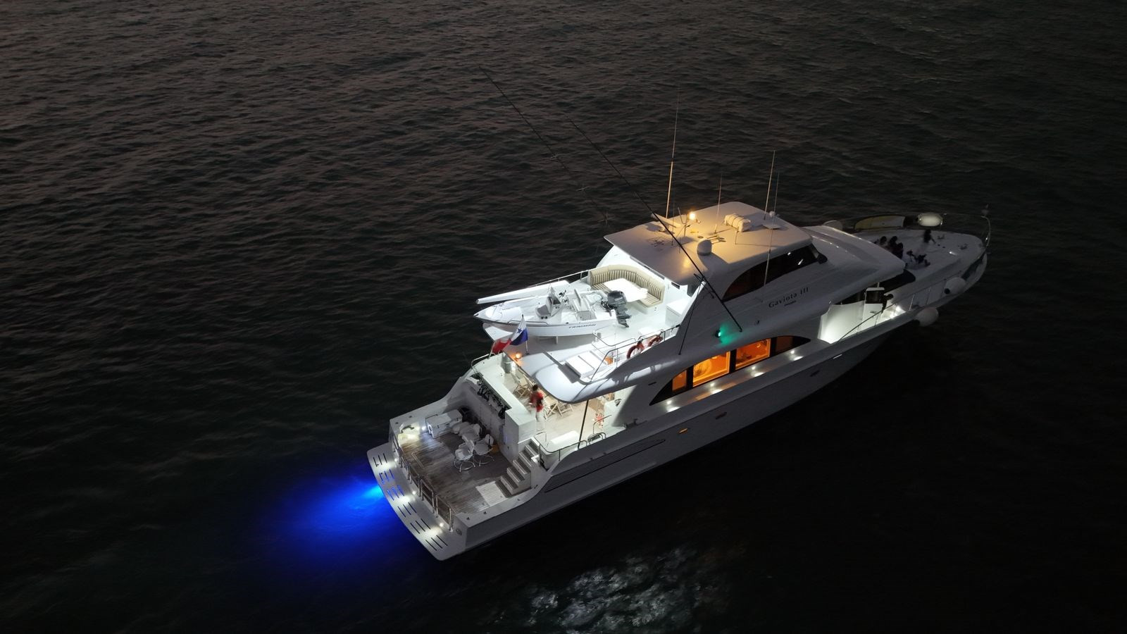 https://arconyachts.ams3.digitaloceanspaces.com/77691/conversions/large_4192904-optimize.jpg