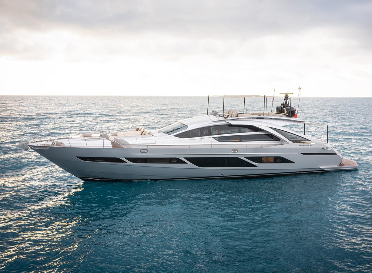 https://arconyachts.ams3.digitaloceanspaces.com/77717/conversions/large_4453739-optimize.jpg