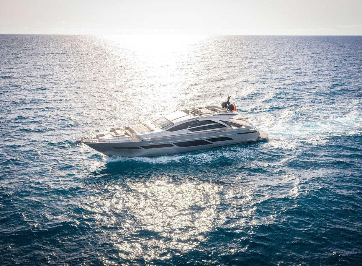 https://arconyachts.ams3.digitaloceanspaces.com/77805/conversions/large_4453770-optimize.jpg