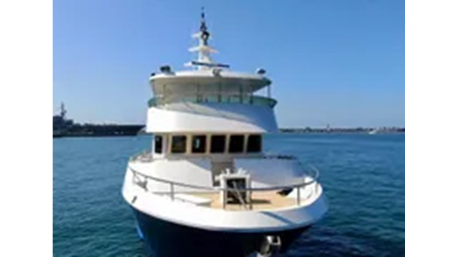 https://arconyachts.ams3.digitaloceanspaces.com/77988/conversions/large_4324730-optimize.jpg
