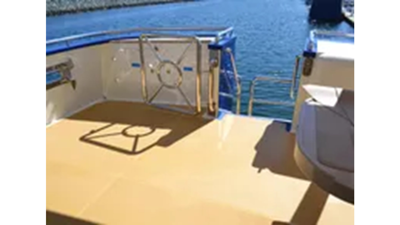 https://arconyachts.ams3.digitaloceanspaces.com/78058/conversions/large_4324753-optimize.jpg