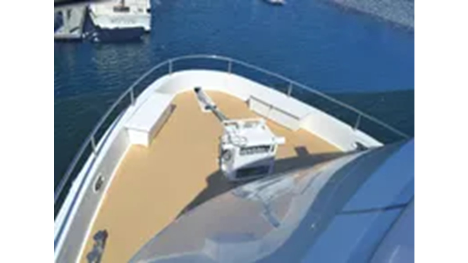 https://arconyachts.ams3.digitaloceanspaces.com/78060/conversions/large_4324754-optimize.jpg