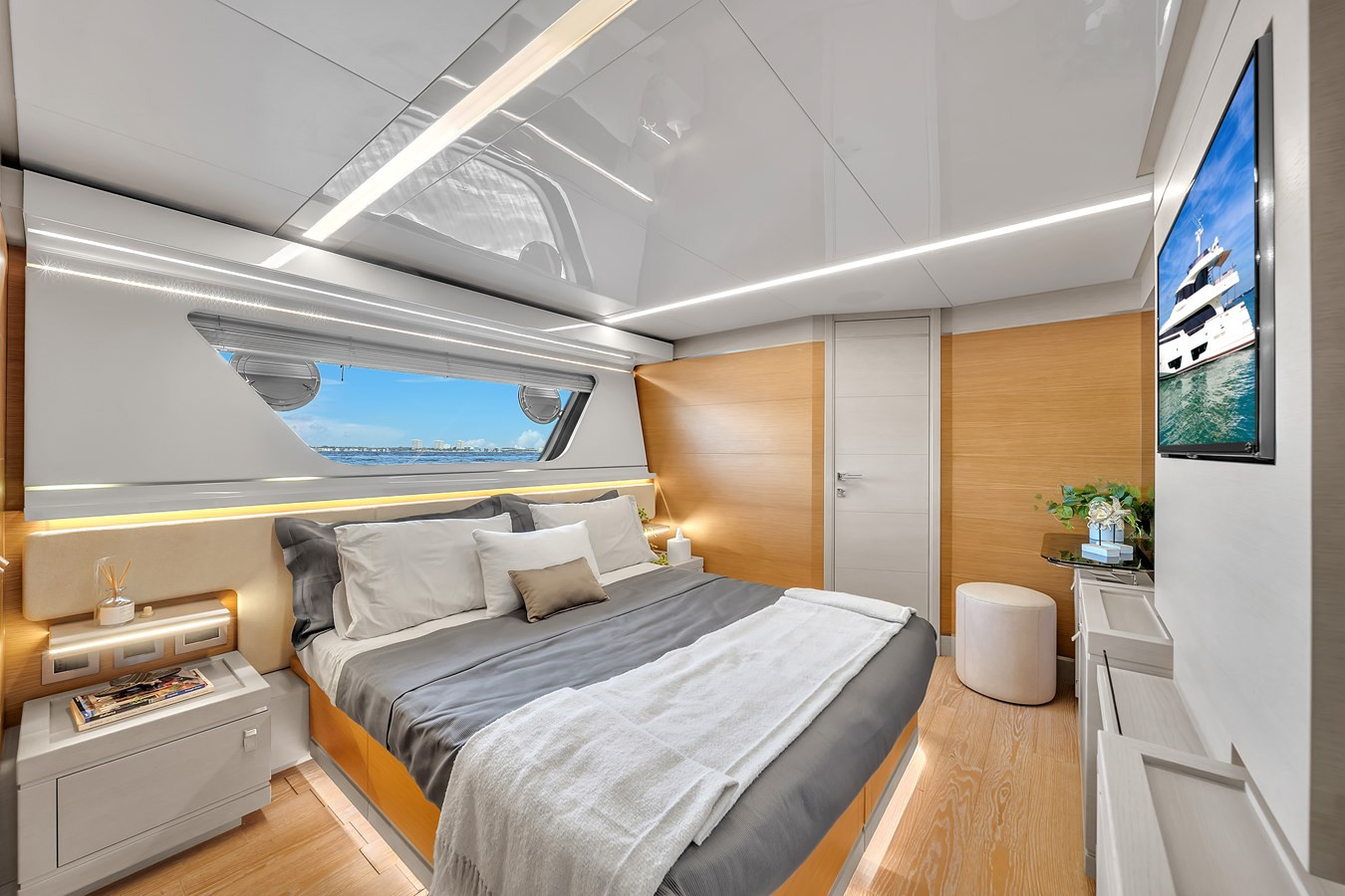 https://arconyachts.ams3.digitaloceanspaces.com/78235/conversions/large_4511620-optimize.jpg