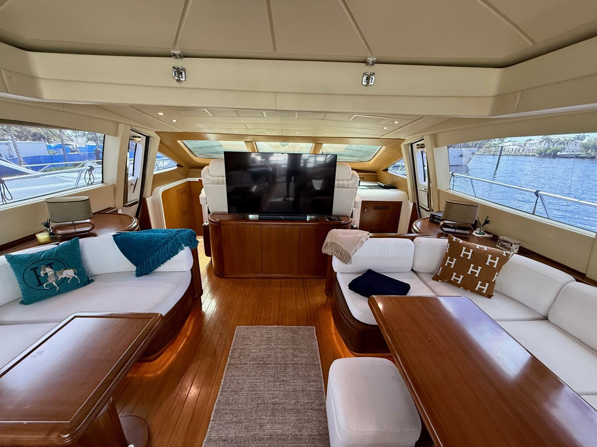 https://arconyachts.ams3.digitaloceanspaces.com/78274/conversions/large_4851877-optimize.jpg