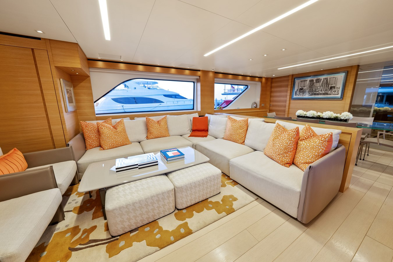 https://arconyachts.ams3.digitaloceanspaces.com/78300/conversions/large_4596102-optimize.jpg