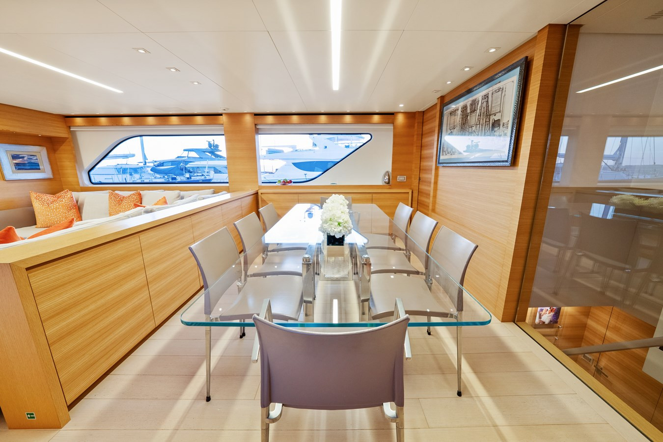 https://arconyachts.ams3.digitaloceanspaces.com/78306/conversions/large_4596104-optimize.jpg