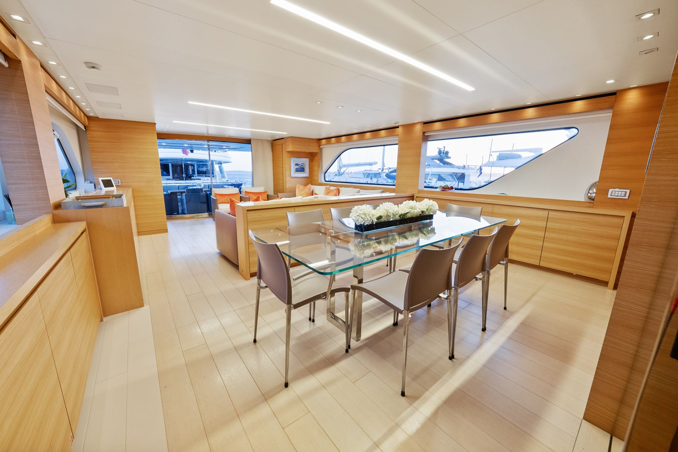 https://arconyachts.ams3.digitaloceanspaces.com/78308/conversions/large_4596105-optimize.jpg
