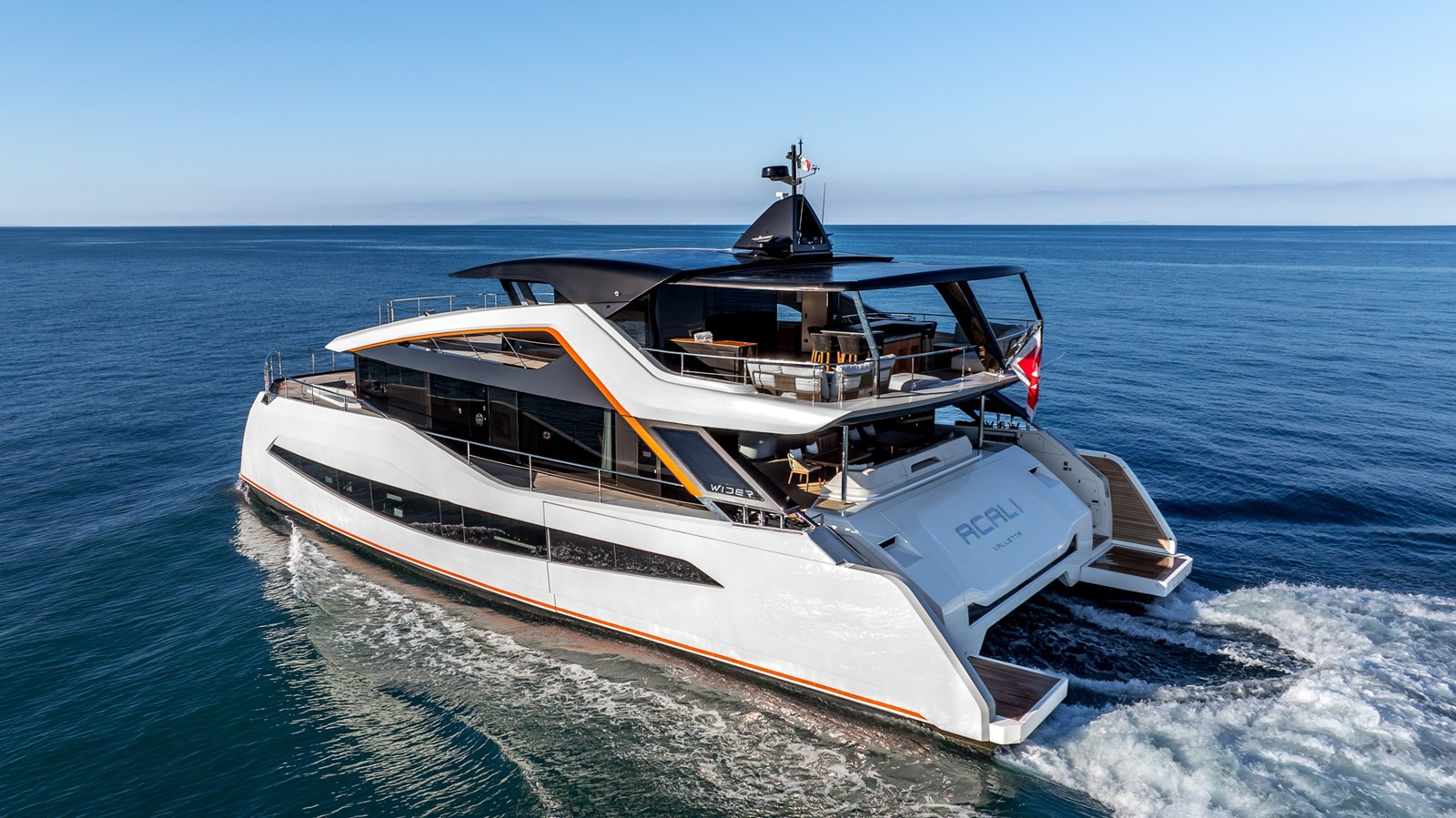 https://arconyachts.ams3.digitaloceanspaces.com/78350/conversions/large_4742267-optimize.jpg