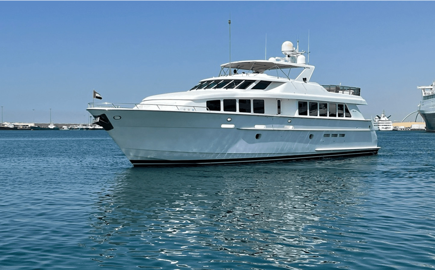 https://arconyachts.ams3.digitaloceanspaces.com/78390/conversions/large_4061875-optimize.jpg