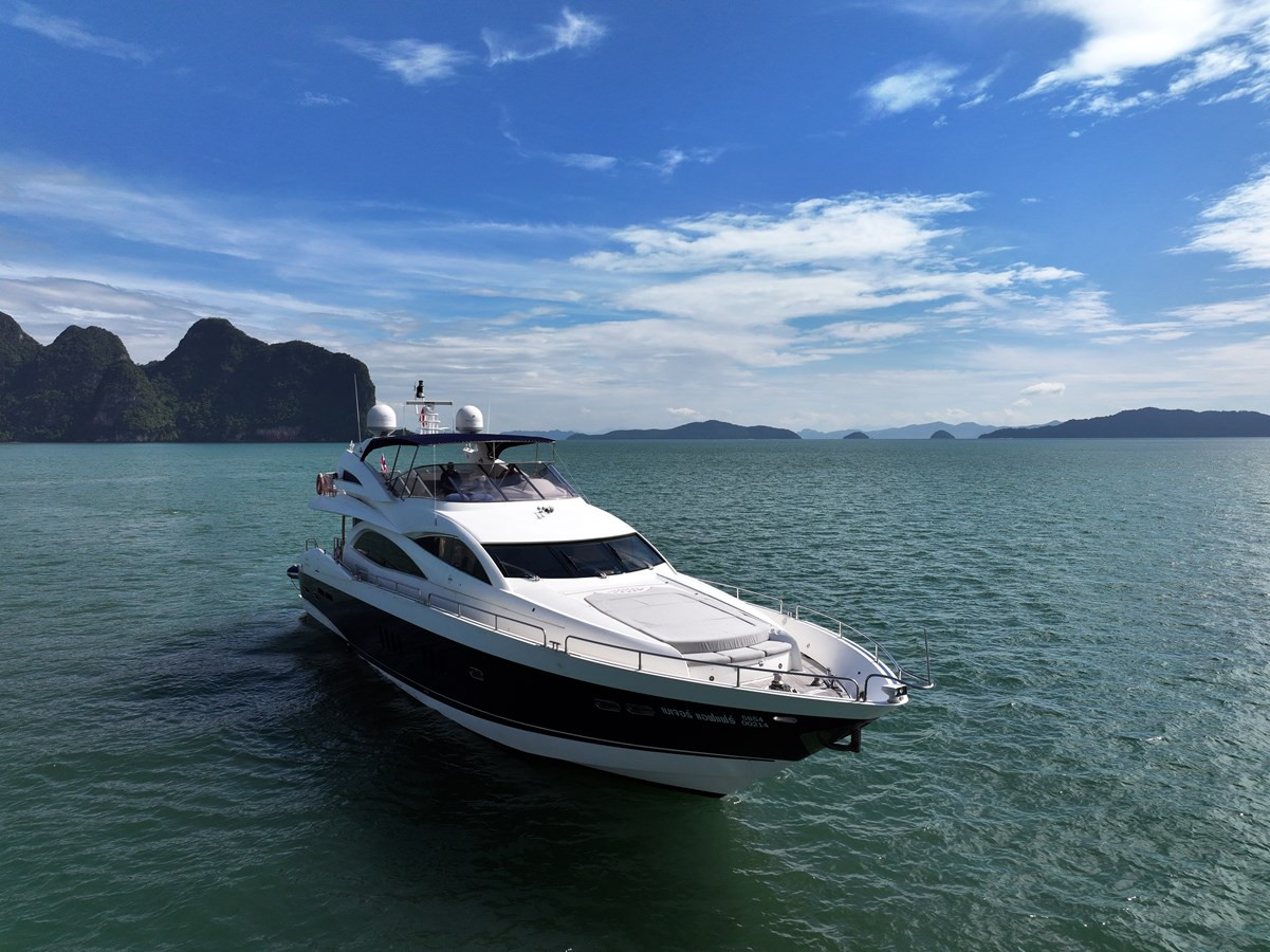 https://arconyachts.ams3.digitaloceanspaces.com/78526/conversions/large_4668040-optimize.jpg