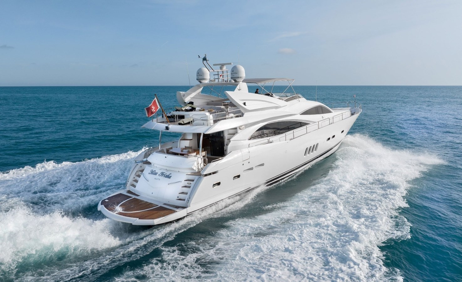 https://arconyachts.ams3.digitaloceanspaces.com/78568/conversions/large_4738482-optimize.jpg