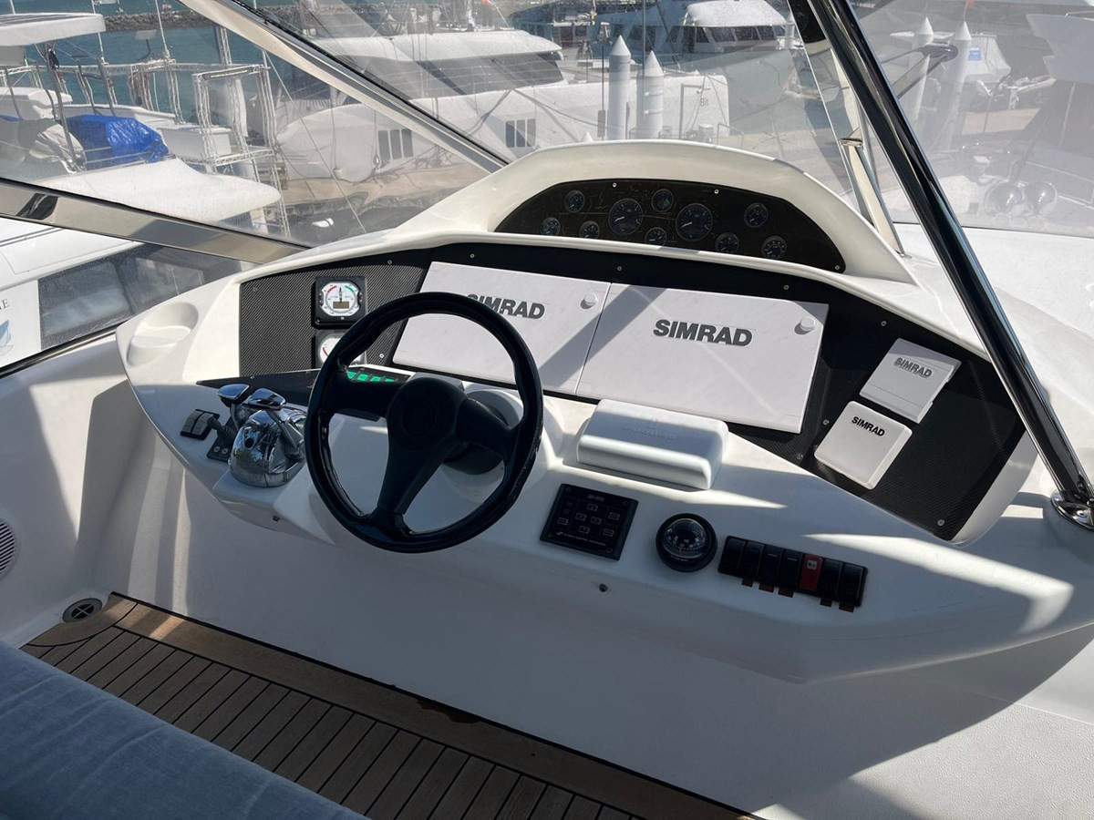 https://arconyachts.ams3.digitaloceanspaces.com/78616/conversions/large_4668363-optimize.jpg