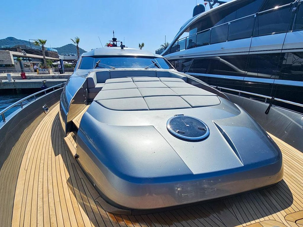 https://arconyachts.ams3.digitaloceanspaces.com/78720/conversions/large_4726186-optimize.jpg