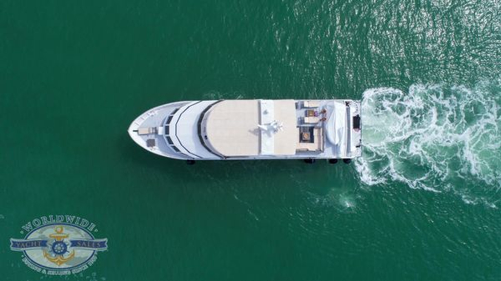 https://arconyachts.ams3.digitaloceanspaces.com/78758/conversions/large_3975245-optimize.jpg
