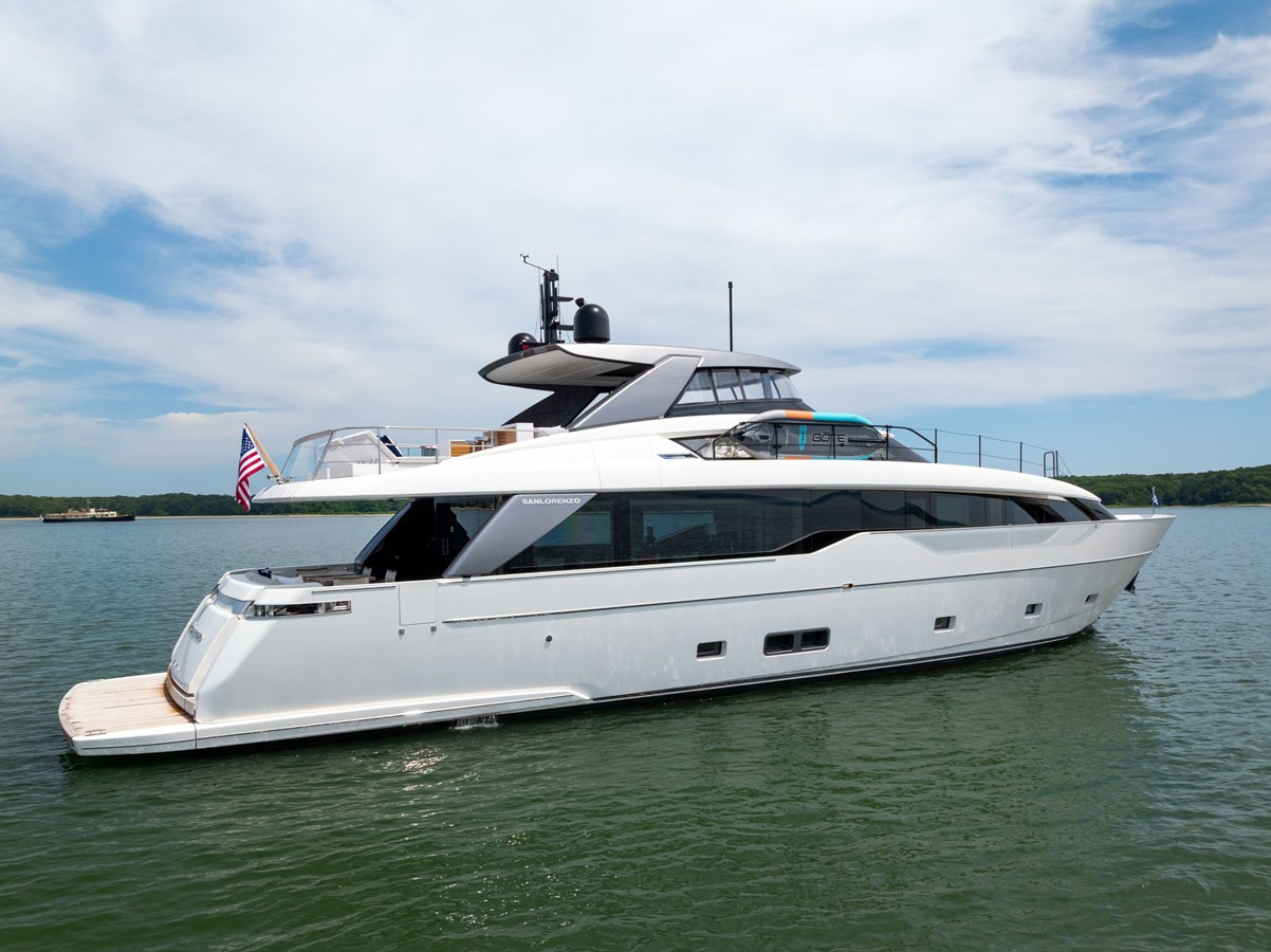 https://arconyachts.ams3.digitaloceanspaces.com/78908/conversions/large_4706777-optimize.jpg