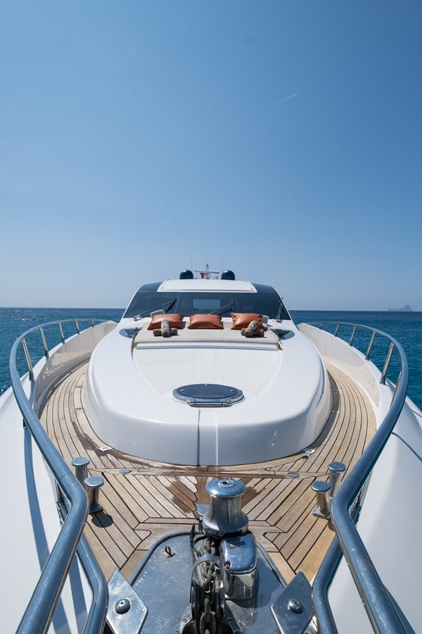 https://arconyachts.ams3.digitaloceanspaces.com/78988/conversions/large_4545527-optimize.jpg