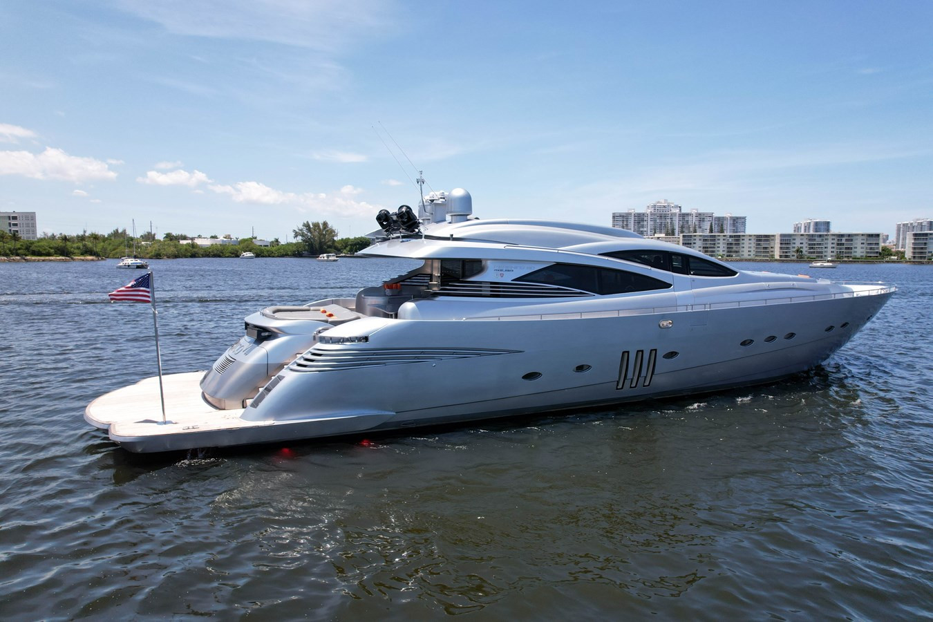https://arconyachts.ams3.digitaloceanspaces.com/79195/conversions/large_3586222-optimize.jpg