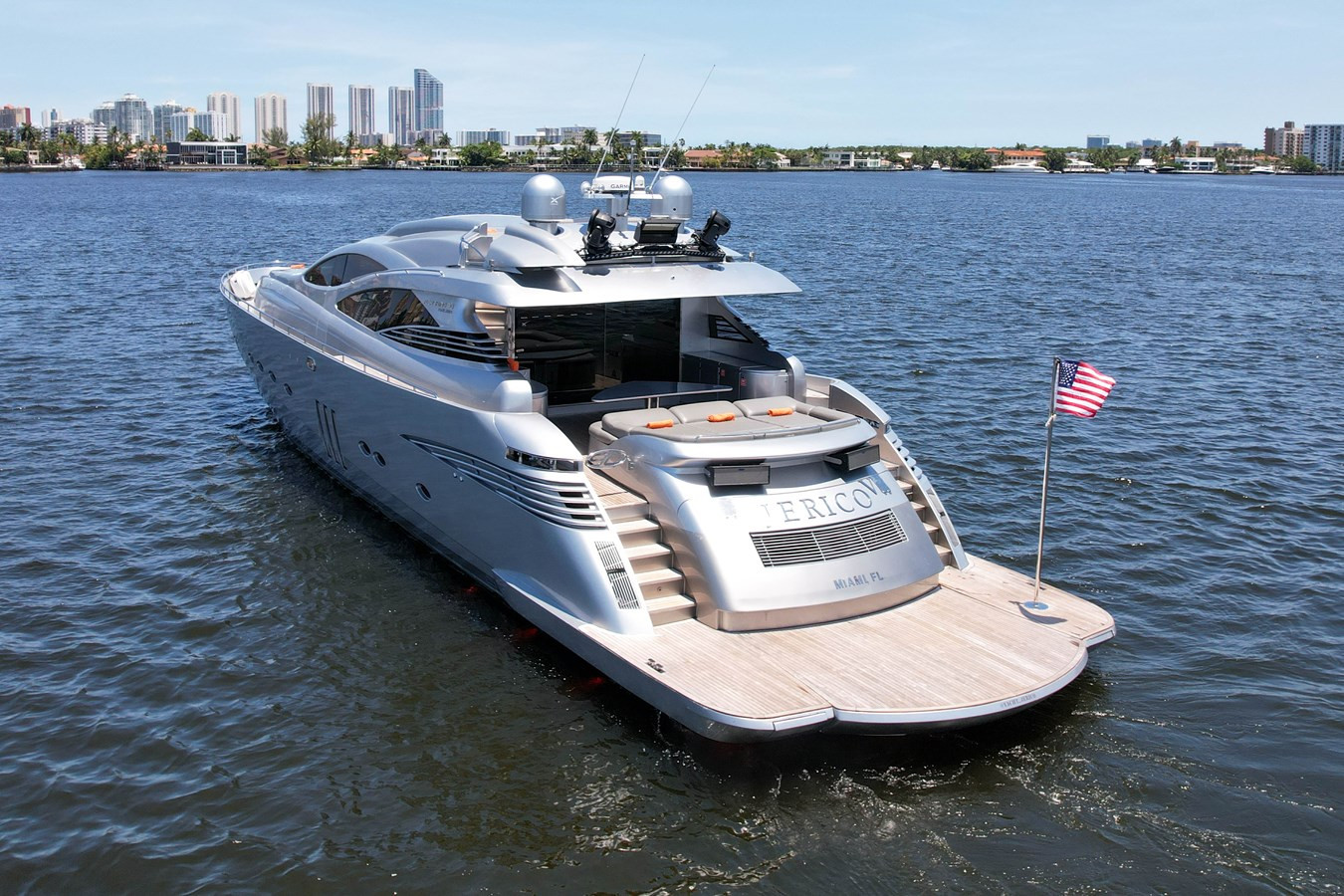 https://arconyachts.ams3.digitaloceanspaces.com/79232/conversions/large_3586234-optimize.jpg
