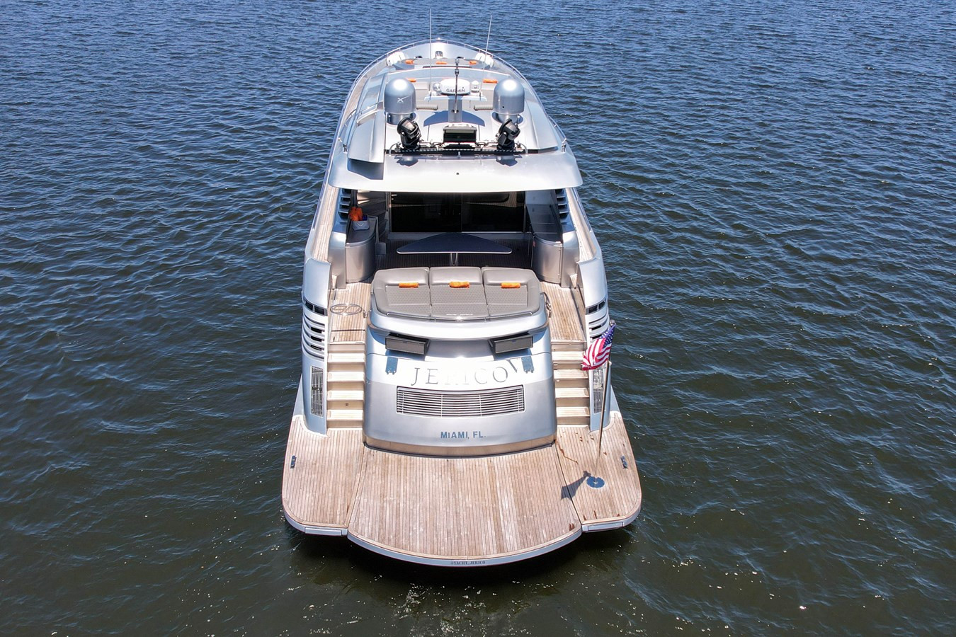 https://arconyachts.ams3.digitaloceanspaces.com/79242/conversions/large_3586237-optimize.jpg